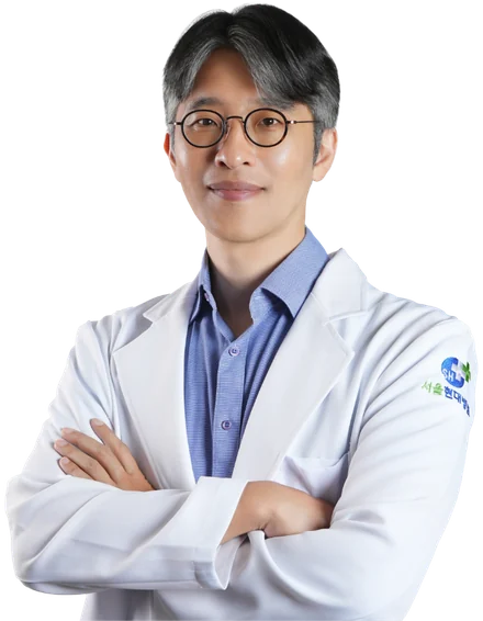 내시경 전담의 & 가정의학과 과장 이현기